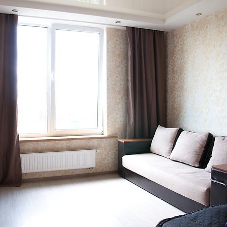 Apartment On Bogatyrskaya 6A Kyiv Exterior photo